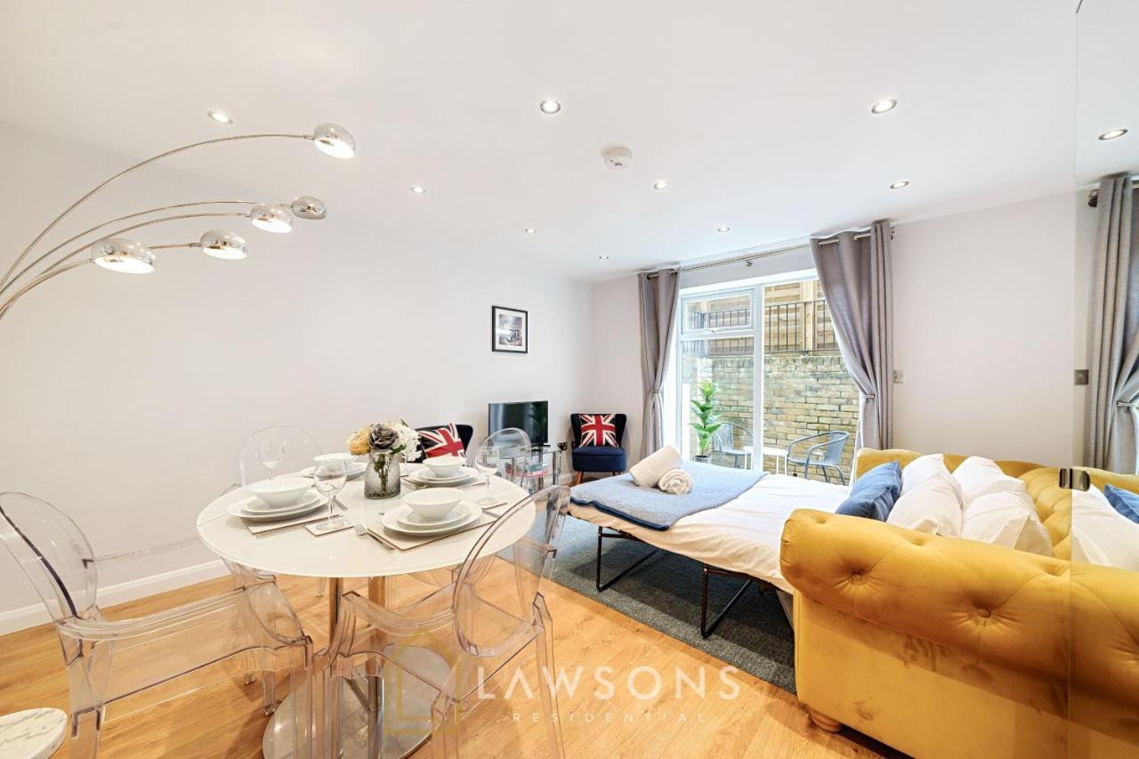 Stylish Living By Lawsons - 3 En Suites Windsor Extérieur photo