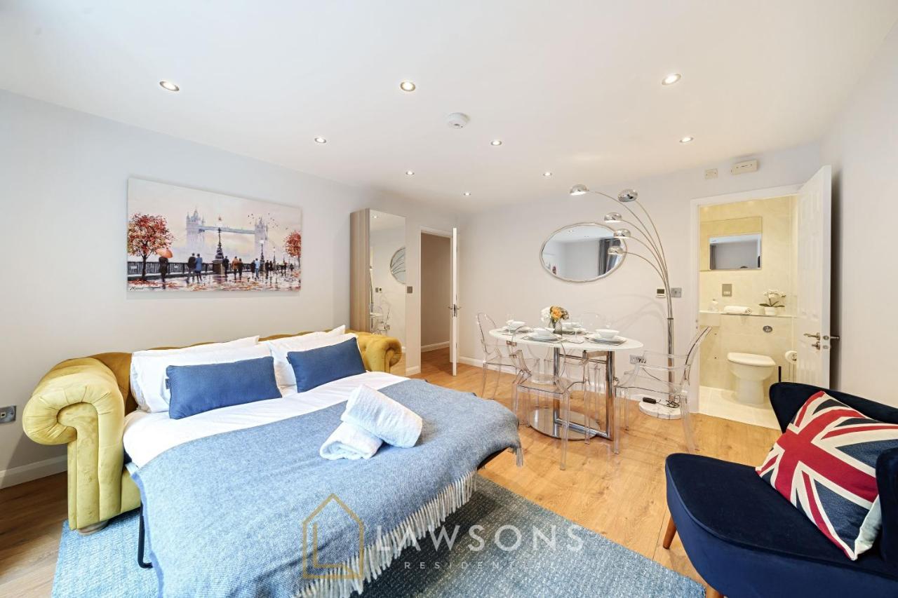 Stylish Living By Lawsons - 3 En Suites Windsor Extérieur photo