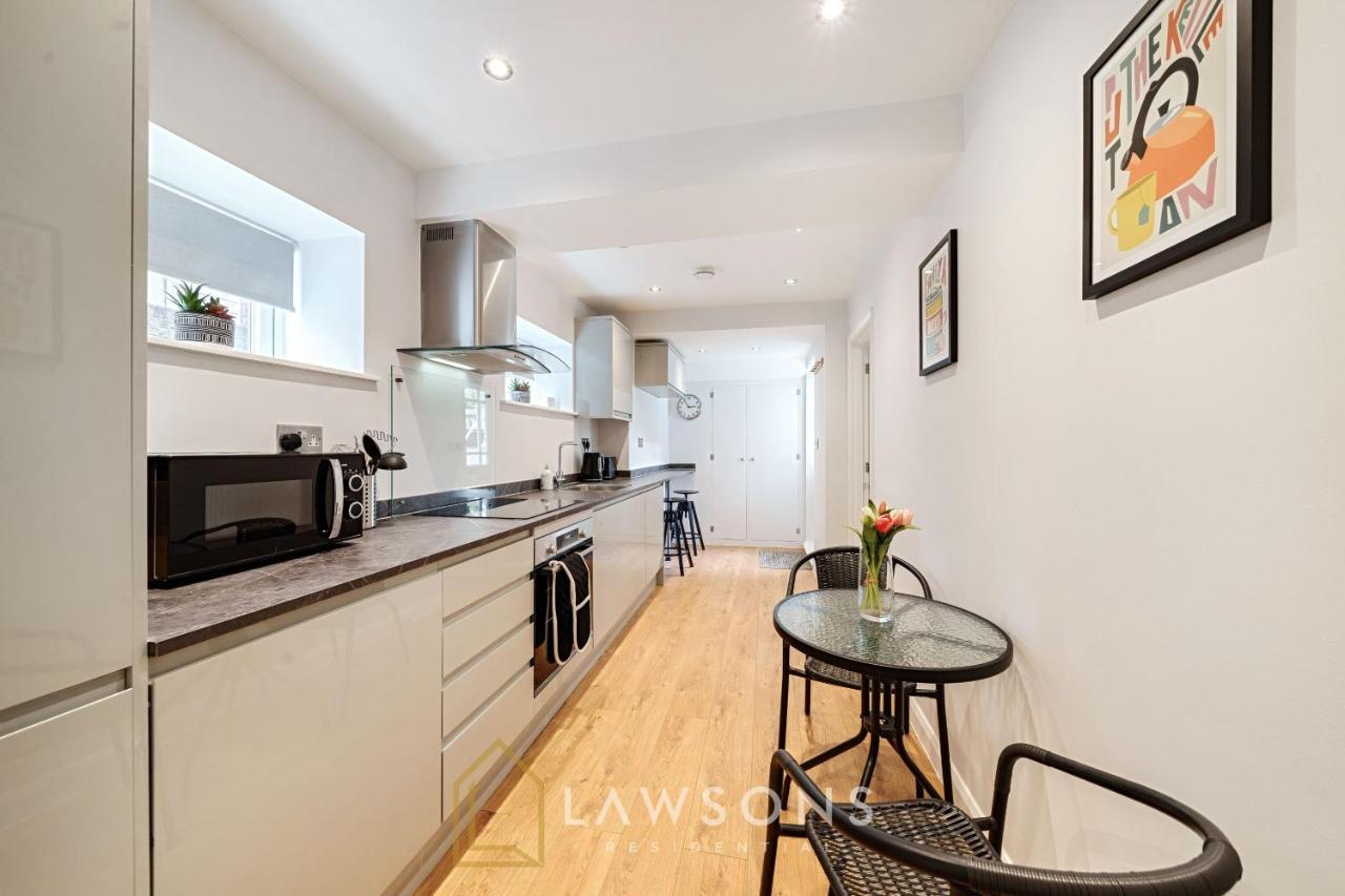 Stylish Living By Lawsons - 3 En Suites Windsor Extérieur photo